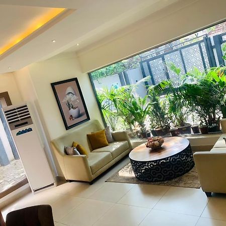 Swiss Pearl Continental Suite Wupa 外观 照片