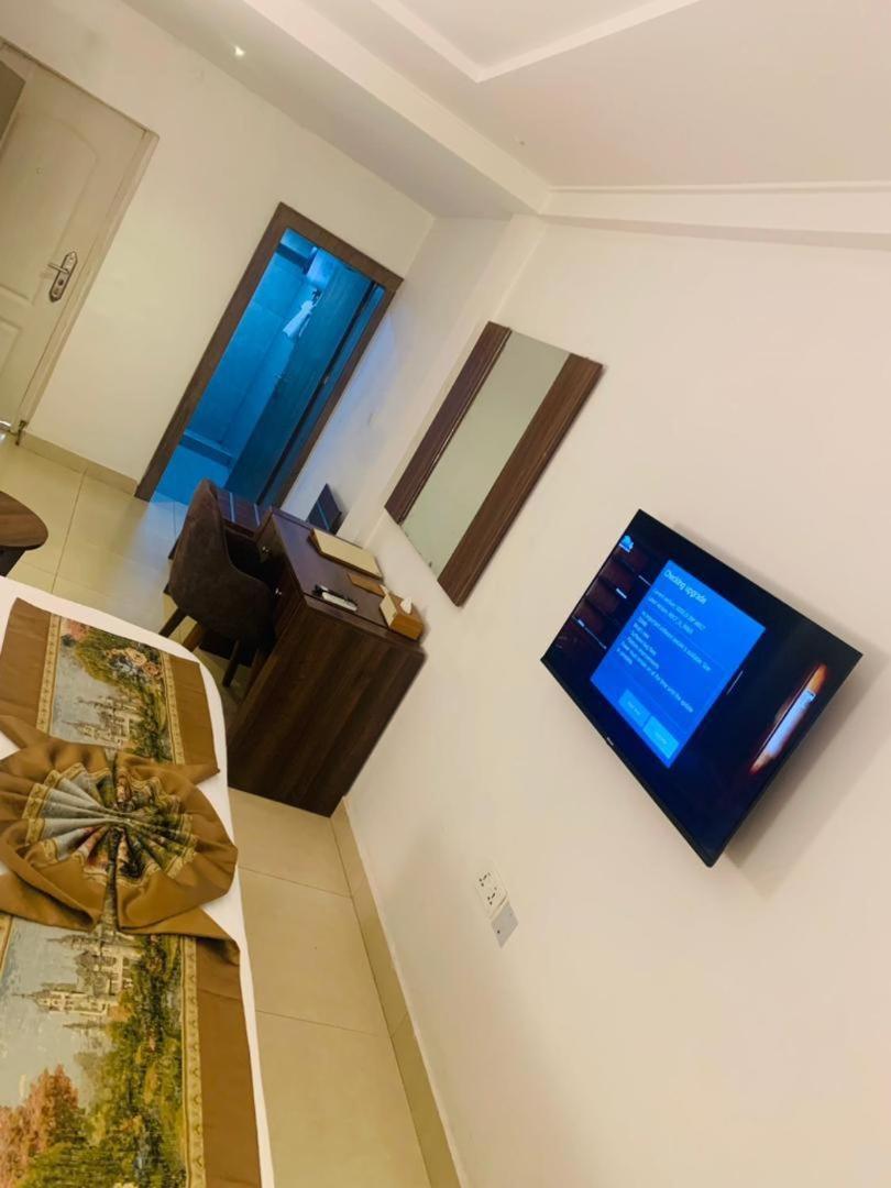 Swiss Pearl Continental Suite Wupa 外观 照片